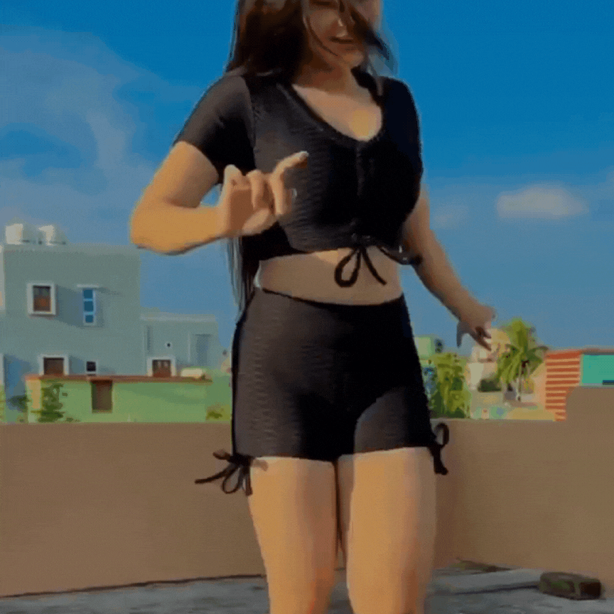 GYMSQUAD® X AVNEET KAUR PUSH UP SHORTS - BLACK