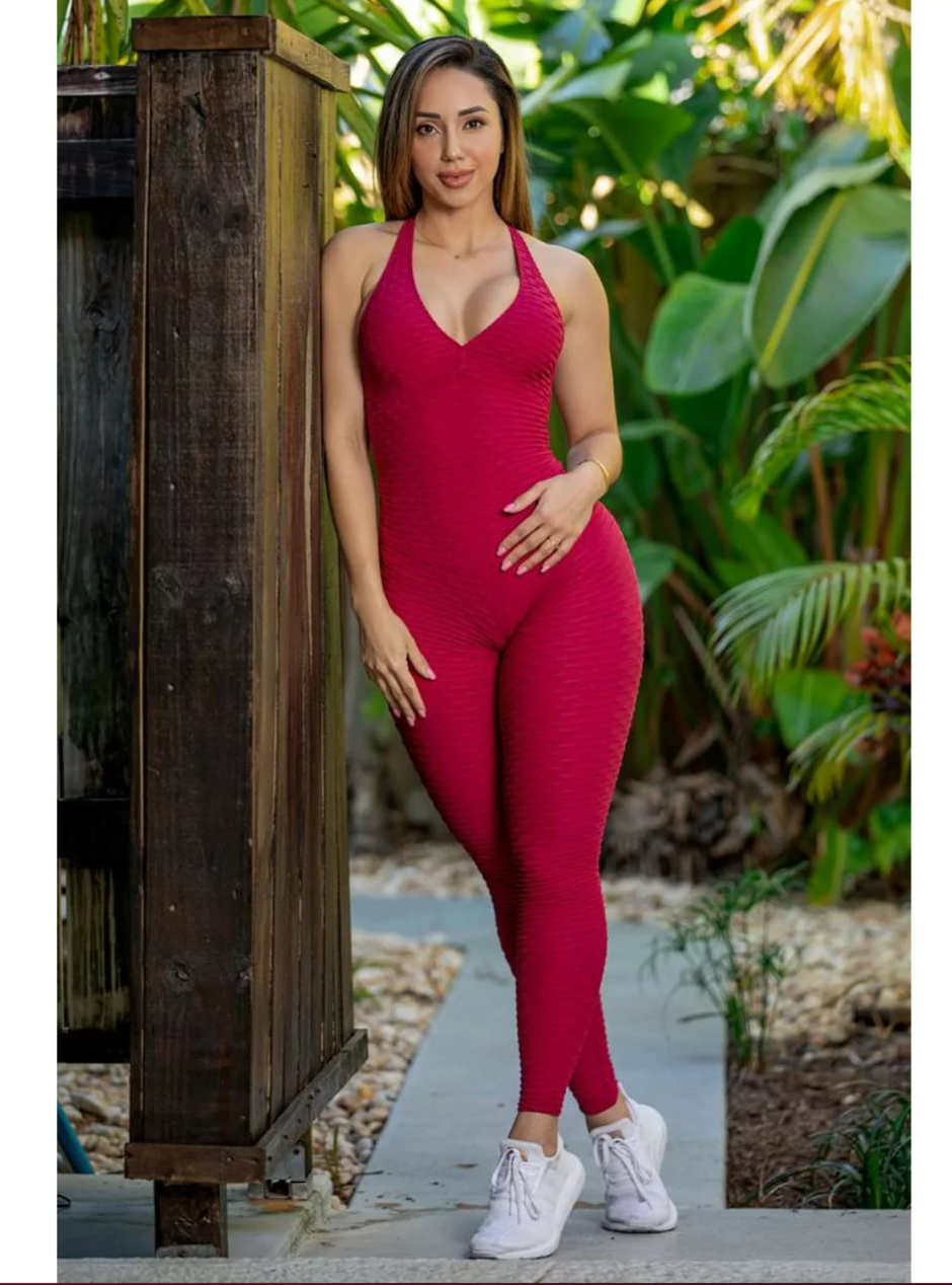 GYMSQUAD® X URVASHI RAUTELA ANTI-CELLULITE AND PUSH UP JUMPSUIT - P1697-WINE