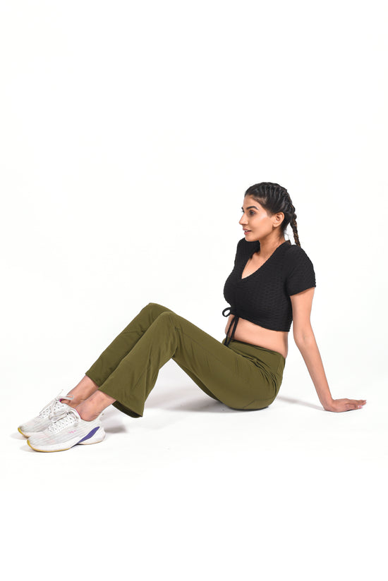 GYMSQUAD® COMBO OF BLACK ANTI-CELLULITE T-SHIRT & GREEN FLARE PANTS