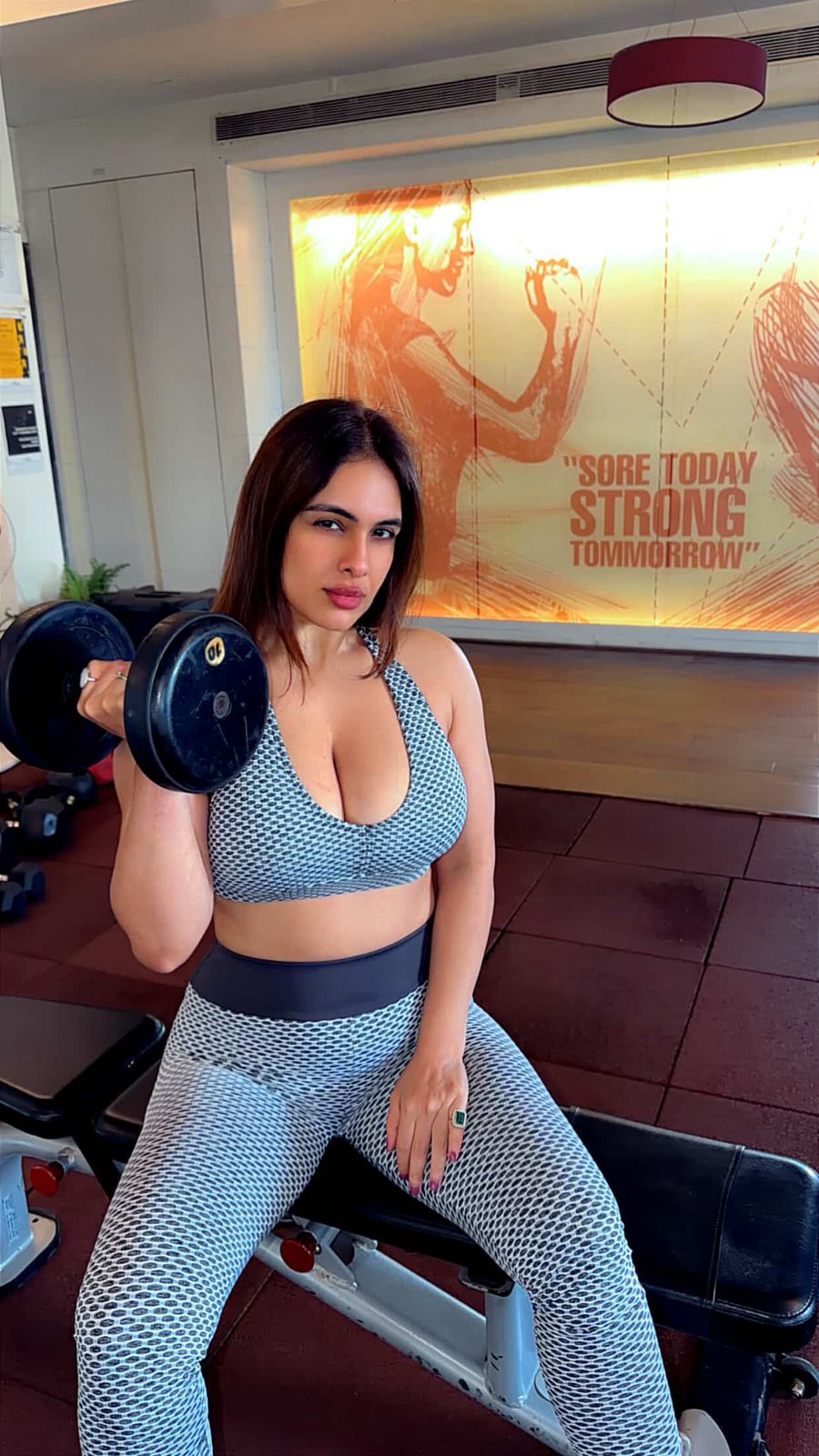 GYMSQUAD® PUSH UP LEGGINGS BEE EDITON - GRAY